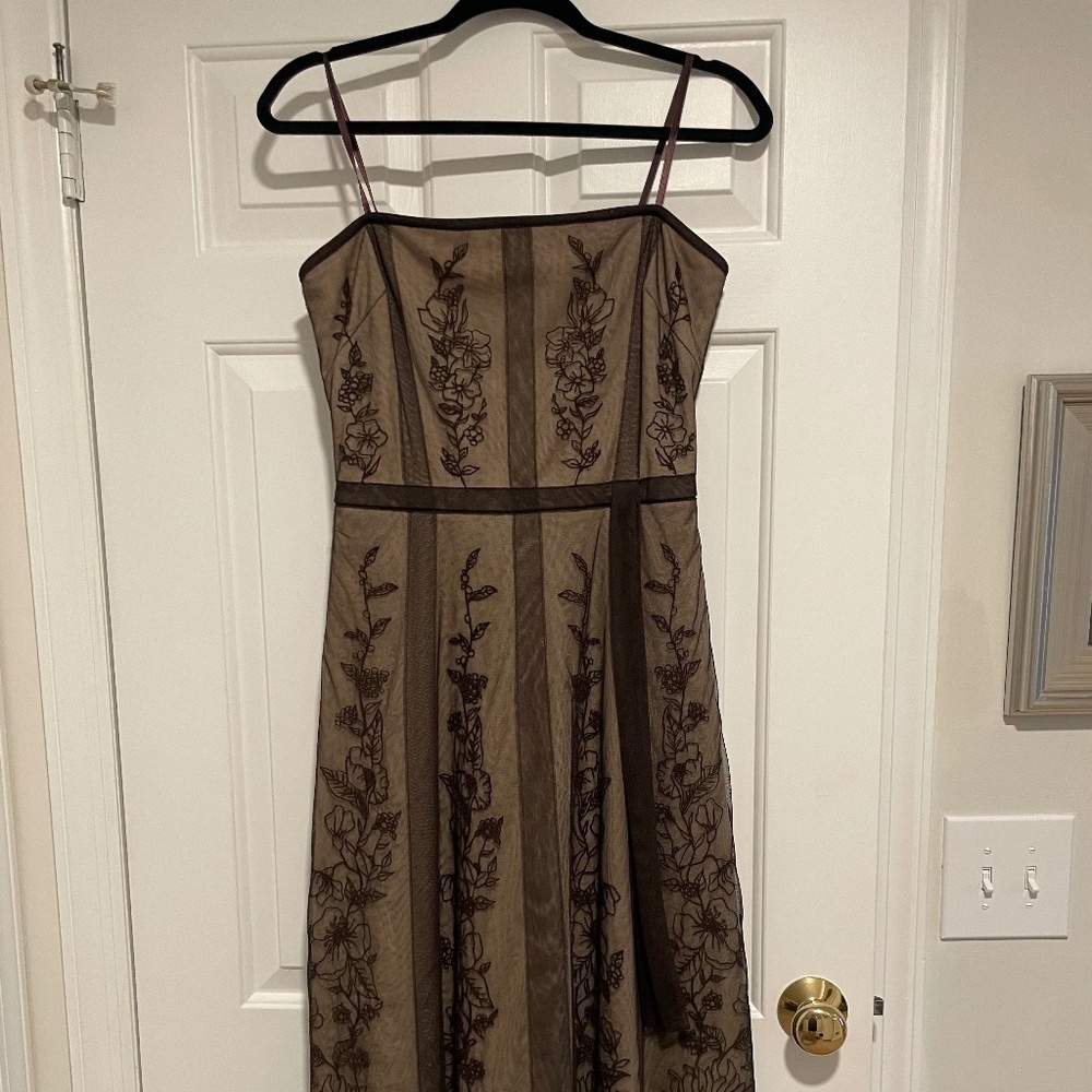 BCBG Max Azria Brown Floral Semi-Formal Dress